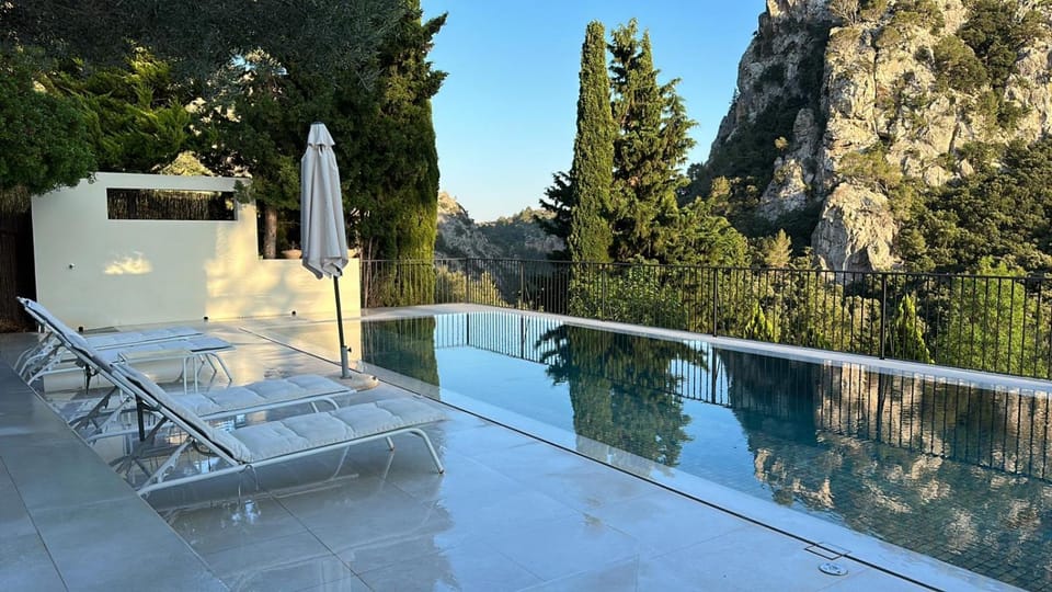 Villa Sestret By LeMón Holiday House in Serra de Tramuntana