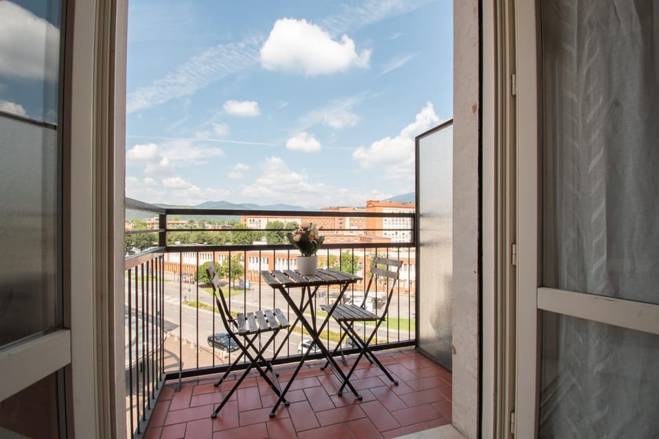 View (from property/room), Balcony/Terrace, City view
