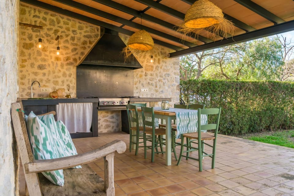 BBQ facilities, Balcony/Terrace