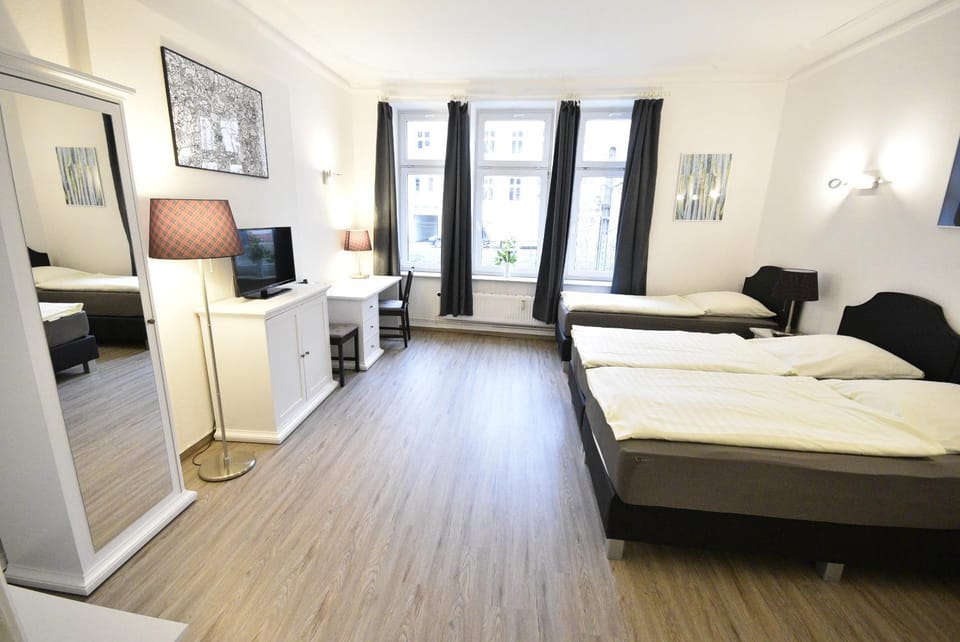 Photo of the whole room, Bedroom