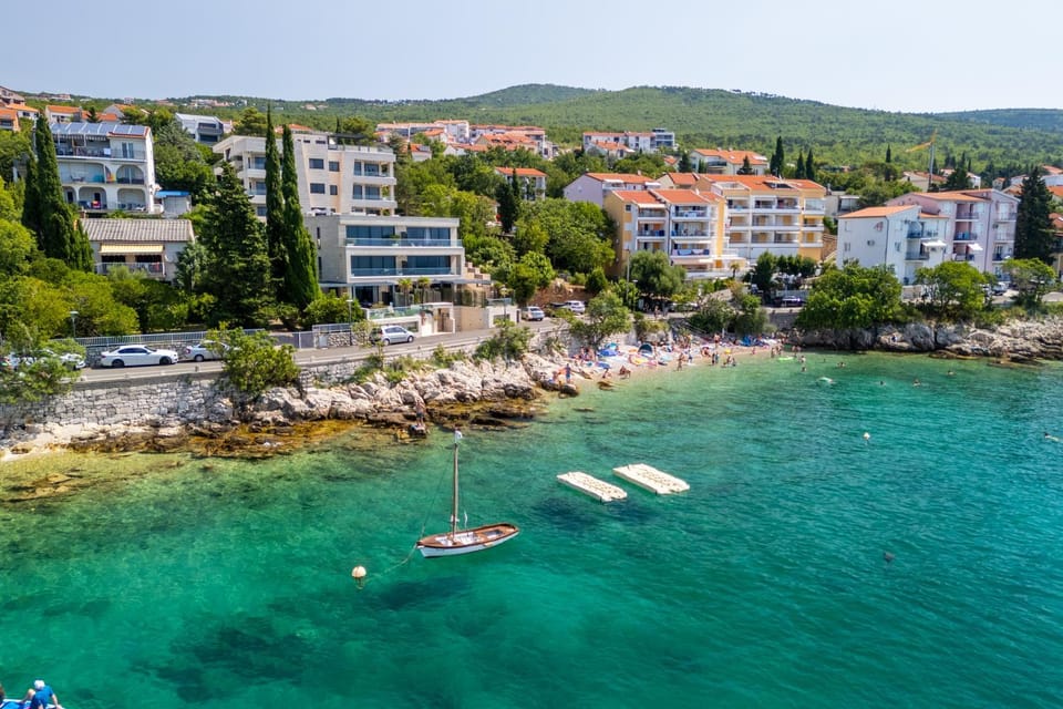 VILLA FRAN - DELUXE PENTHOUSE SUITE with private pool # 4 Apartment in Crikvenica