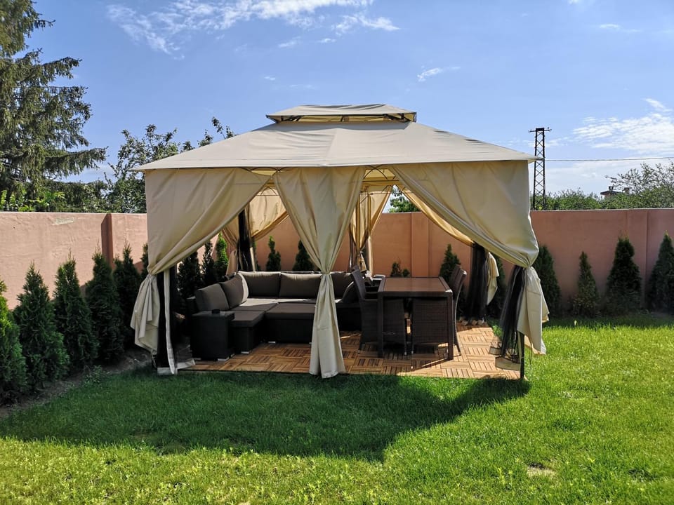 Patio, Garden
