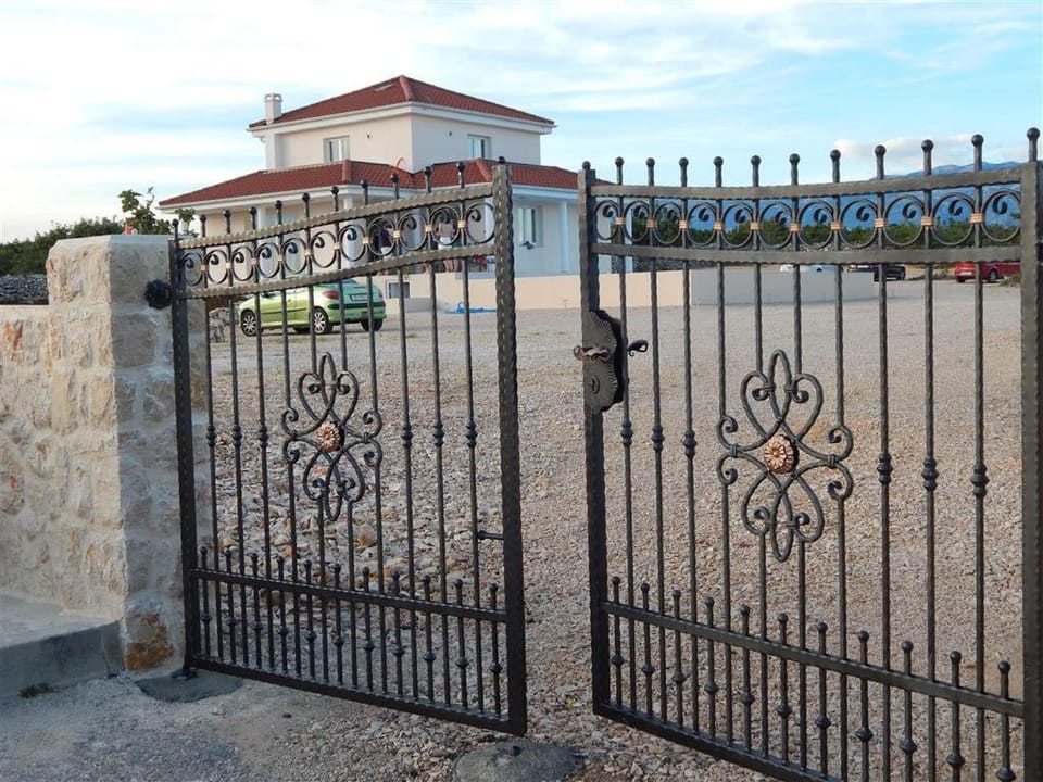 VillainNovalja Villa in Novalja