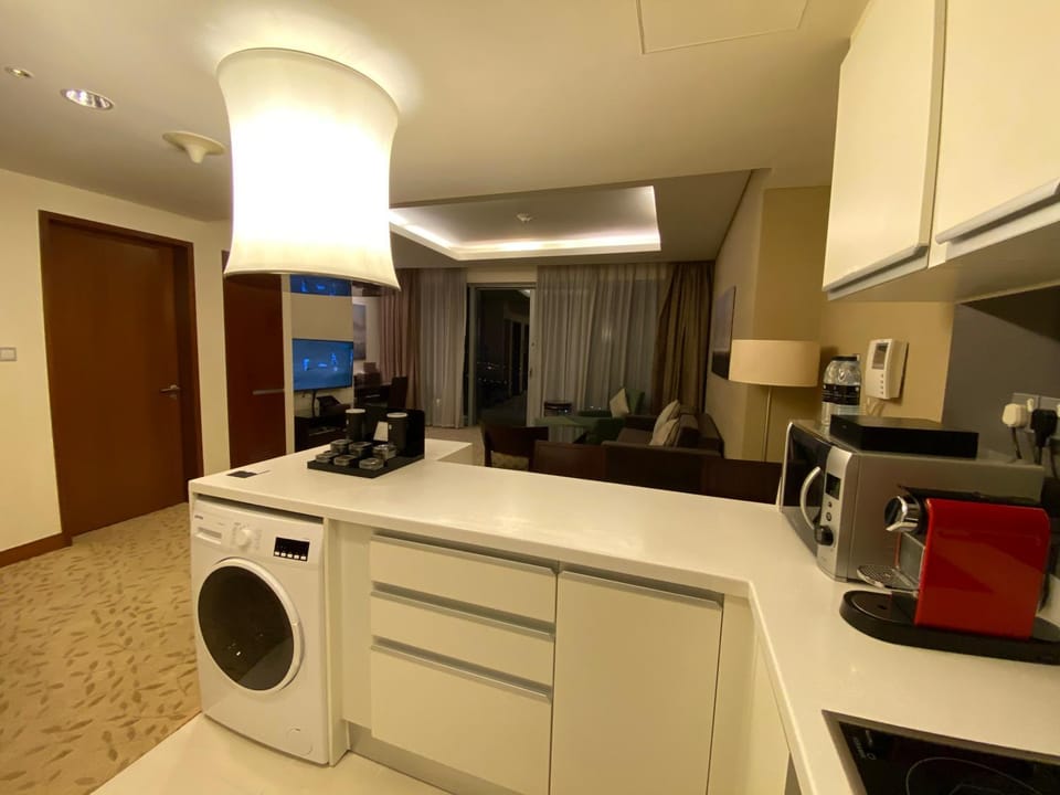 Address Dubai Mall Fashion Avenue 1 bedroom 34 floor Apartment in Dubai