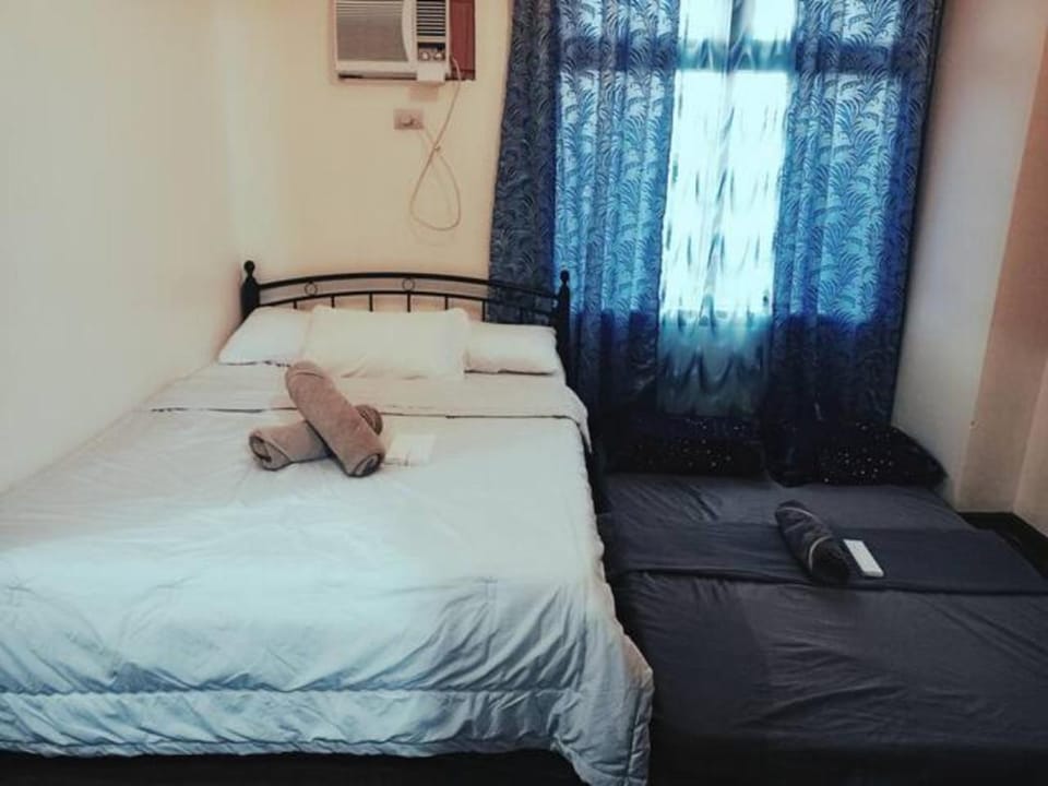 1bedroom Condo For rent with WiFi pool and gym Apartment in Lapu-Lapu City