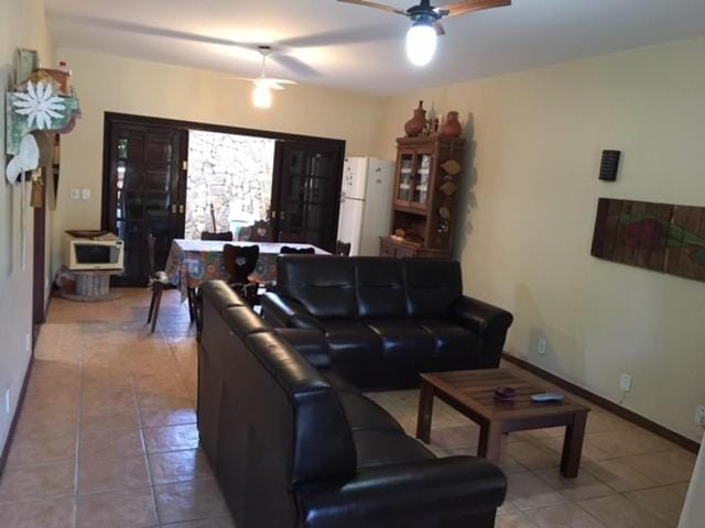 Casa familiar House in Vila Canaa