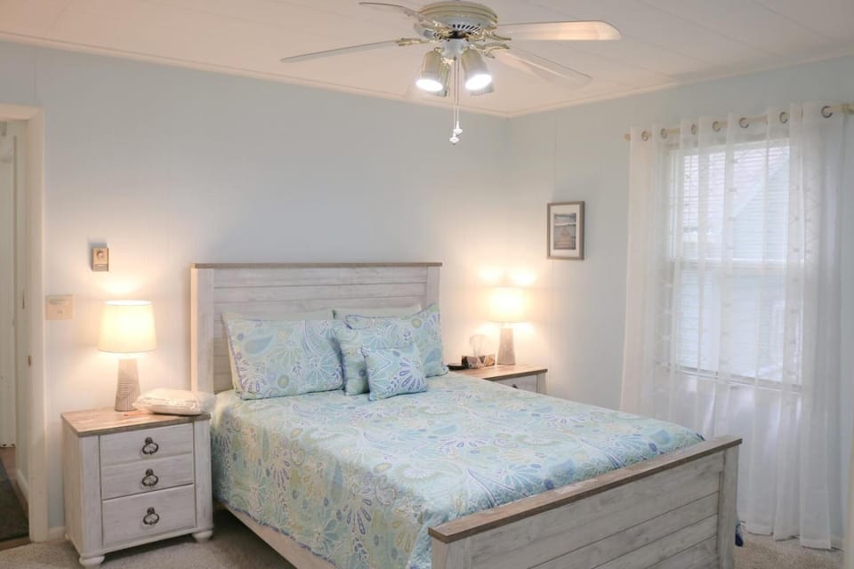 3256 Chautauqua Ave, home House in North Harmony