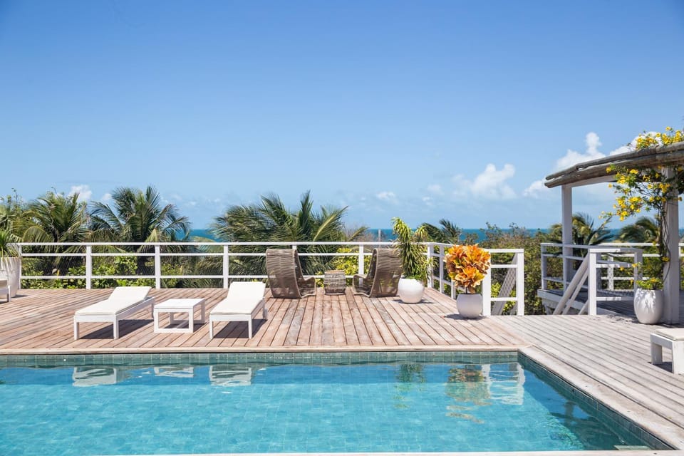 Day, Natural landscape, Pool view, Swimming pool, sunbed