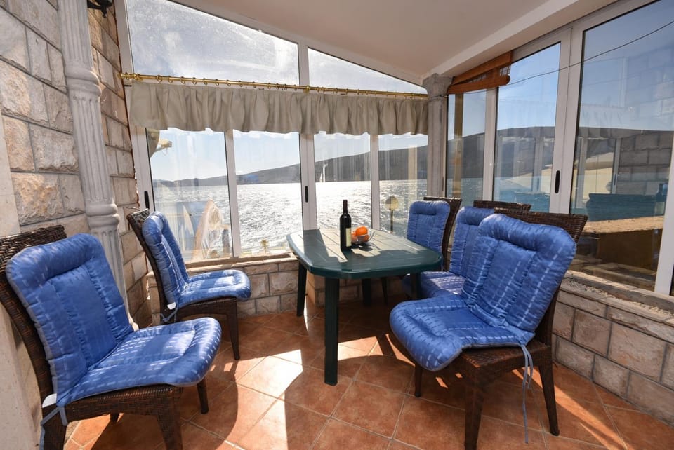 Balcony/Terrace, Seating area, Sea view