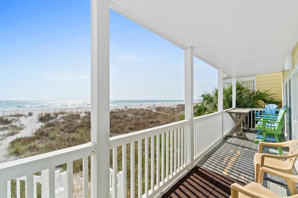 Natural landscape, View (from property/room), Balcony/Terrace, Seating area, Sea view