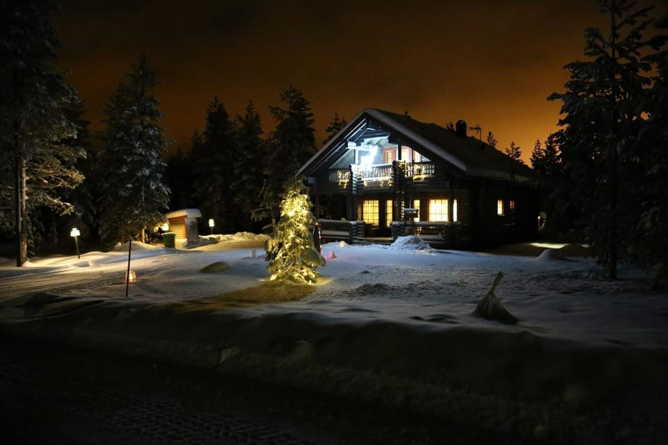 Luoston Väärtin Kammi Chalet in Rovaniemi