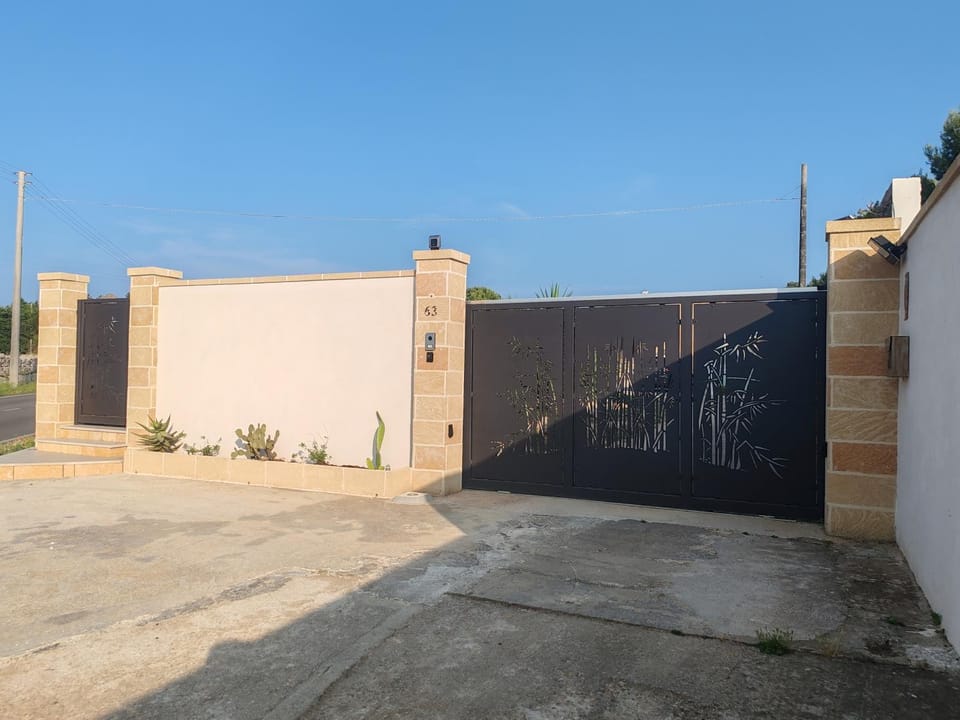 Casa Vacanze I Due Delfini House in Apulia
