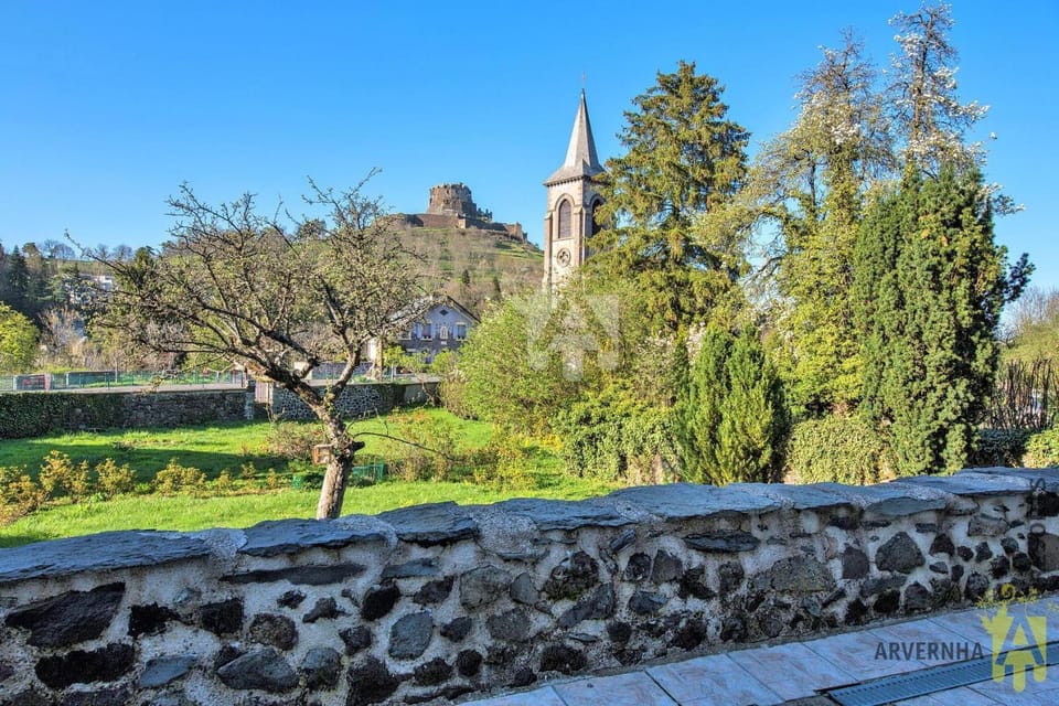 Vie de Château 2 House in Auvergne-Rhône-Alpes