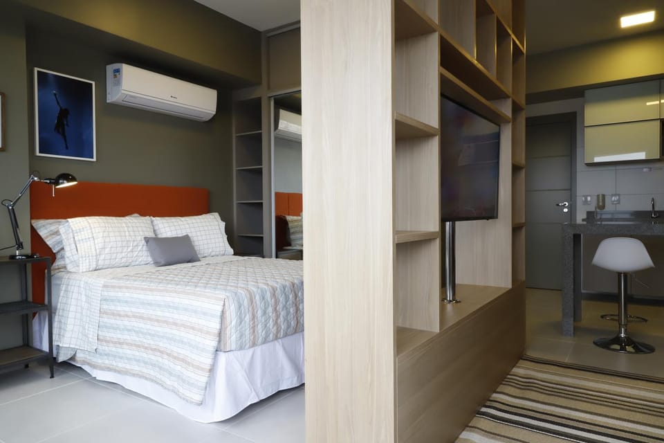 Communal lounge/ TV room, Bed, Bedroom