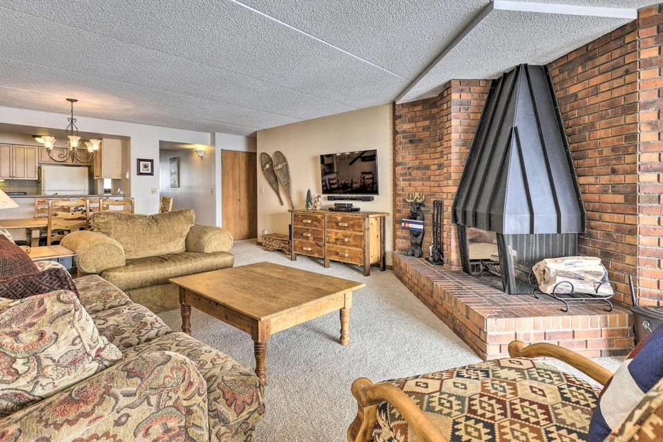 Mtn Views, Ground Floor: Rec Path and Lake Access House in Dillon