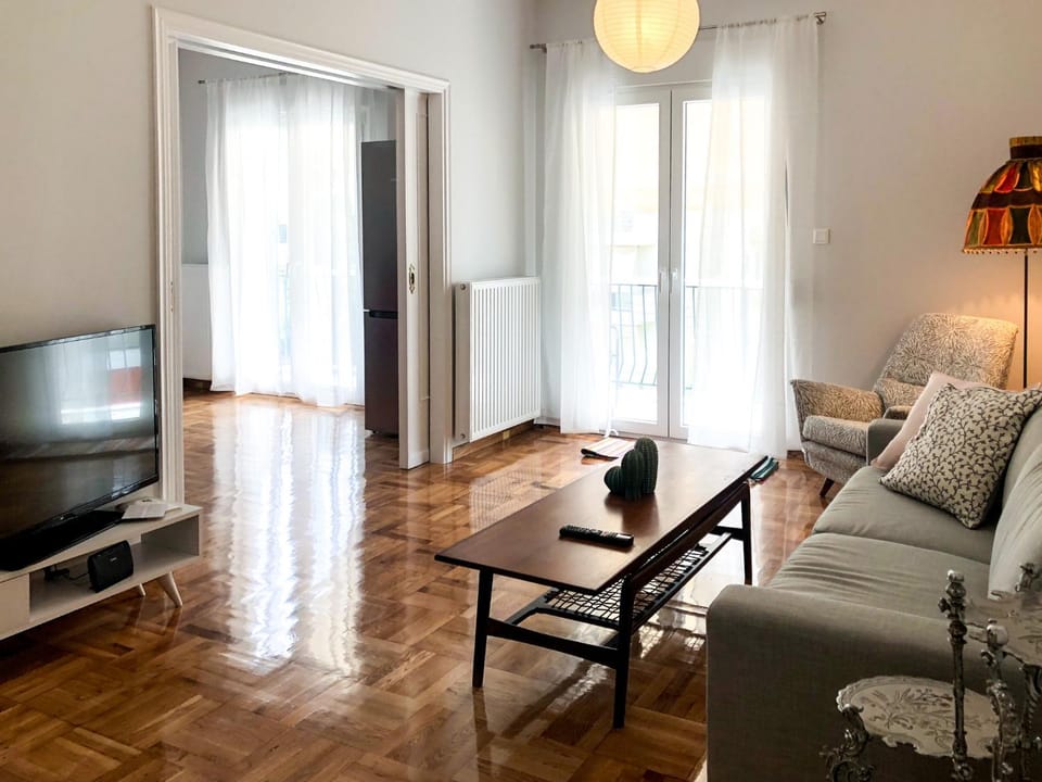 Athens Sea view 2 floor apartment next to Marina Apartment in Piraeus Regional Unit, Greece