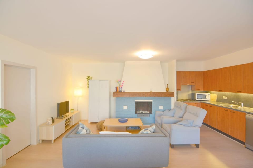 Point Break Apartment in Koksijde