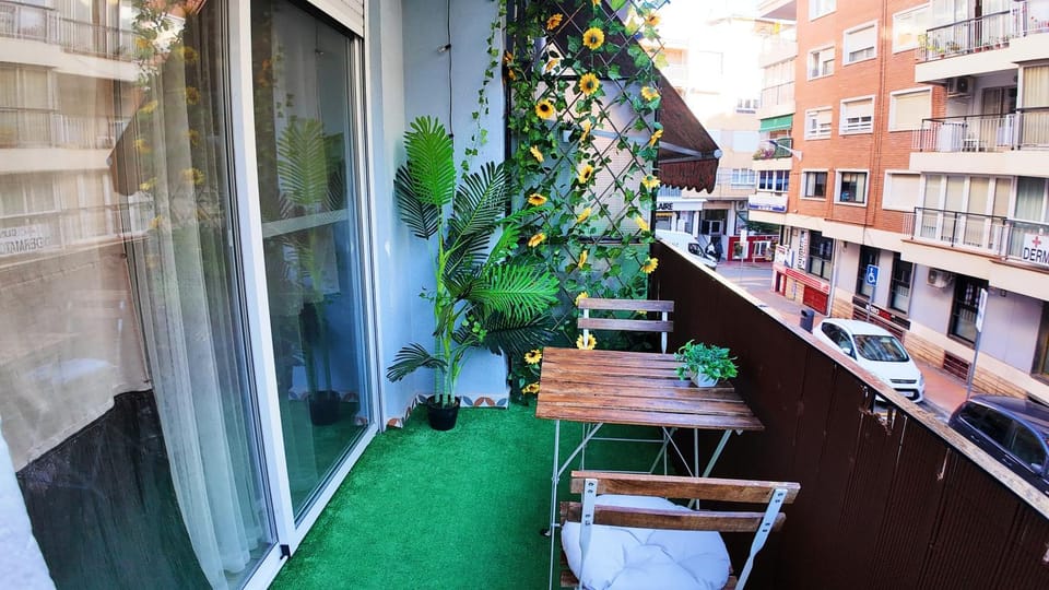 Patio, Day, Balcony/Terrace, Living room