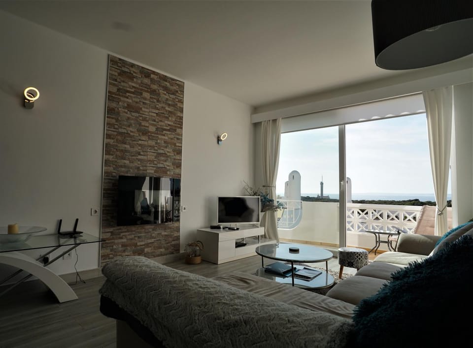 TV and multimedia, Living room, Seating area, Sea view