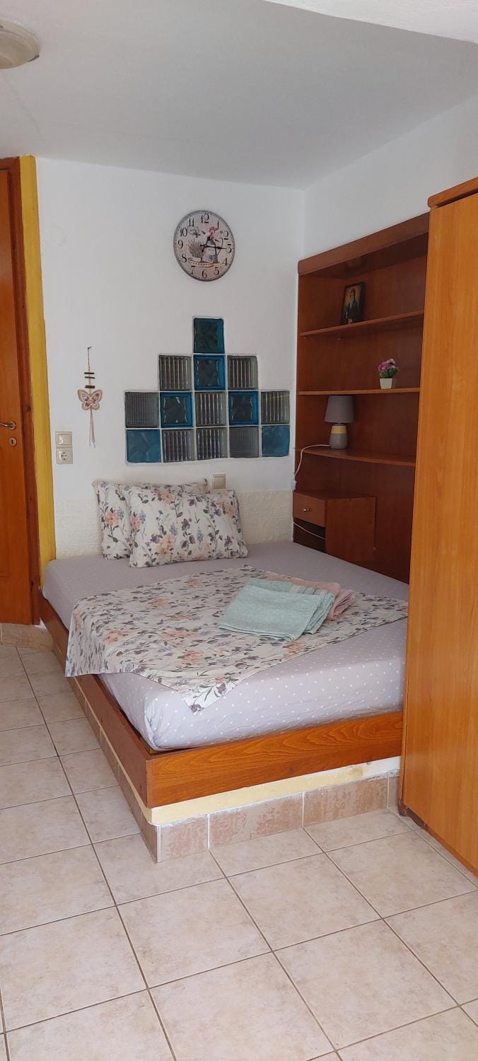 Studio NEFELI Β'οροφος Apartment in Rethymno