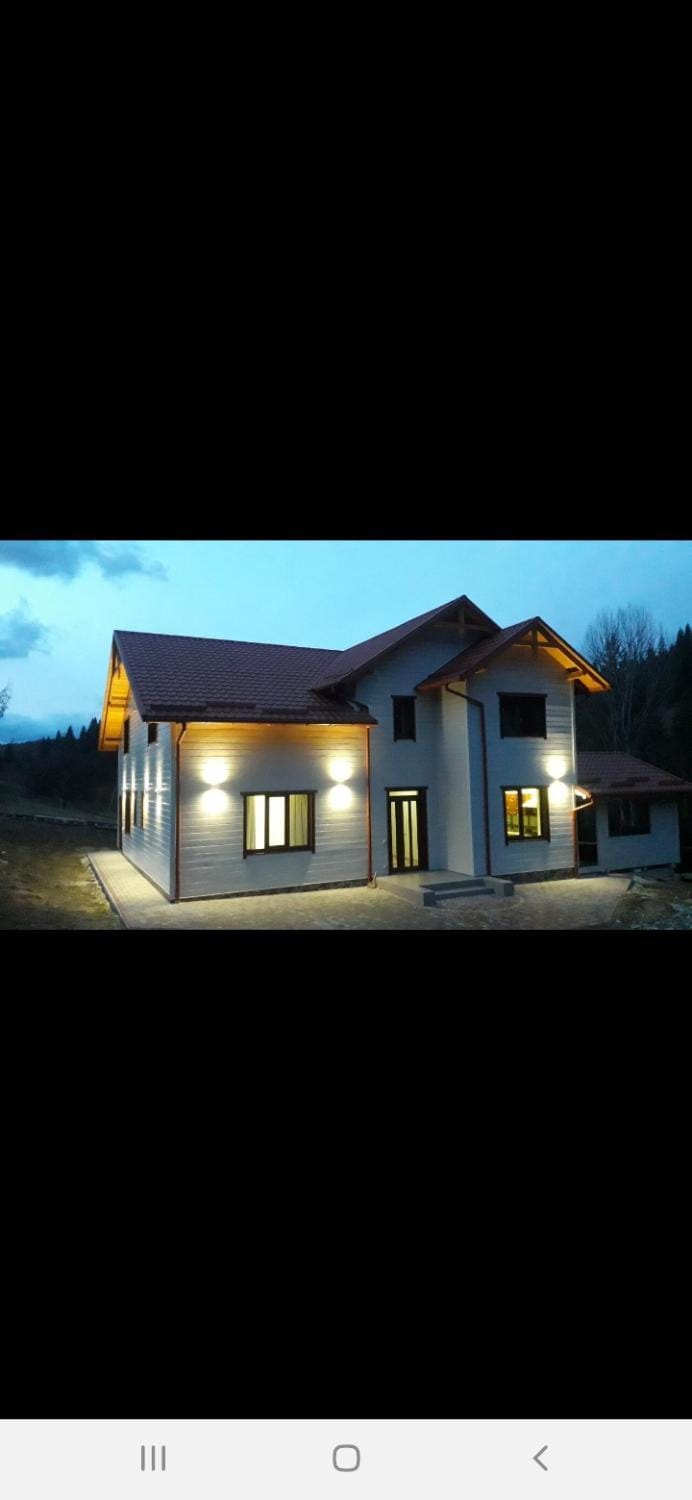 Khata Lisnyka House in Romania