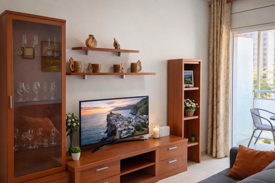 Apartament SOL Y MAR-2 min to Fenals Beach-Balcony Apartment in Lloret de Mar
