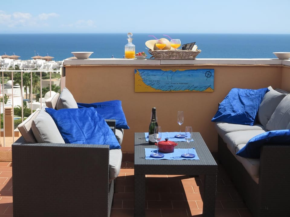 Penthouse Aloha4you Apartment in Andalusia