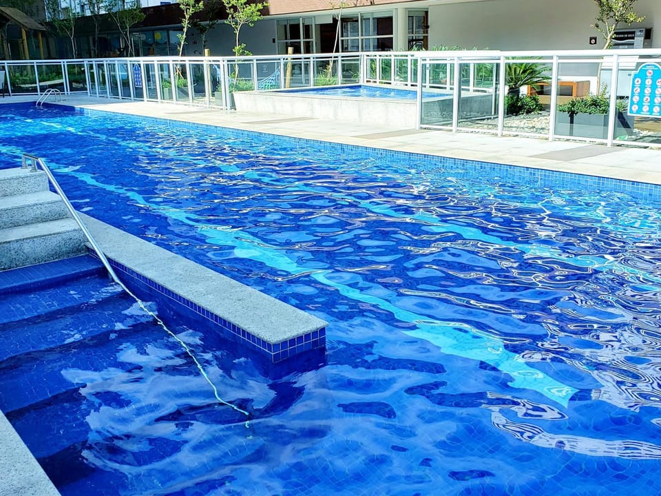 Swimming pool, Swimming pool