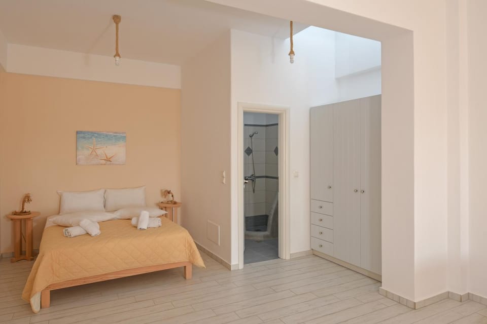 GYROULI 1 Apartment in Decentralized Administration of the Aegean