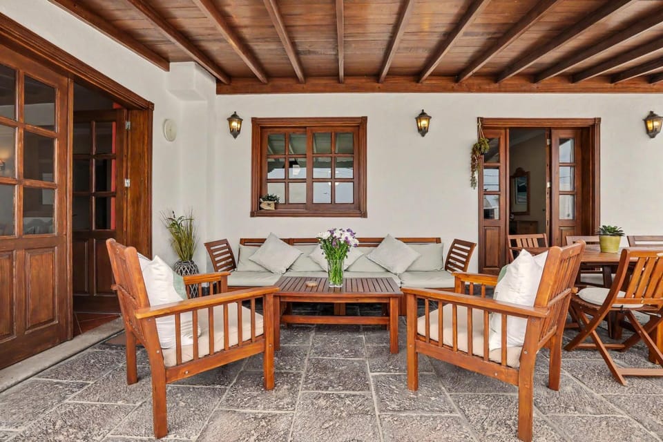 Rincón de Daute House in Canary Islands