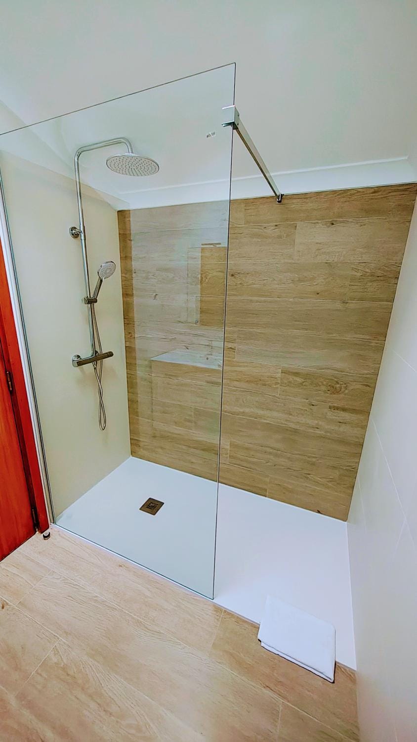 Toilet, Bath