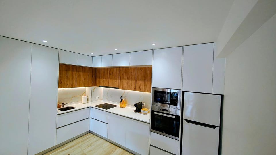 Kitchen or kitchenette, oven, stove, toaster