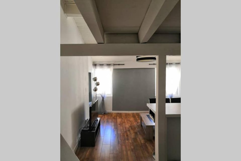 HYPERCENTRE ! STUDIO DE CHARME AVEC MEZZANINE Apartment in Ajaccio