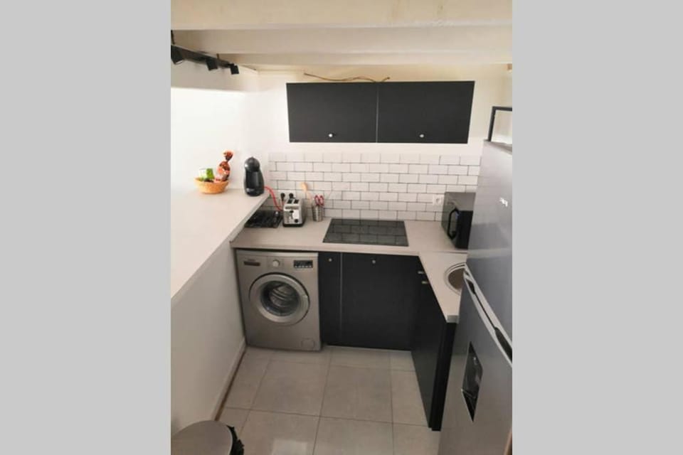 HYPERCENTRE ! STUDIO DE CHARME AVEC MEZZANINE Apartment in Ajaccio