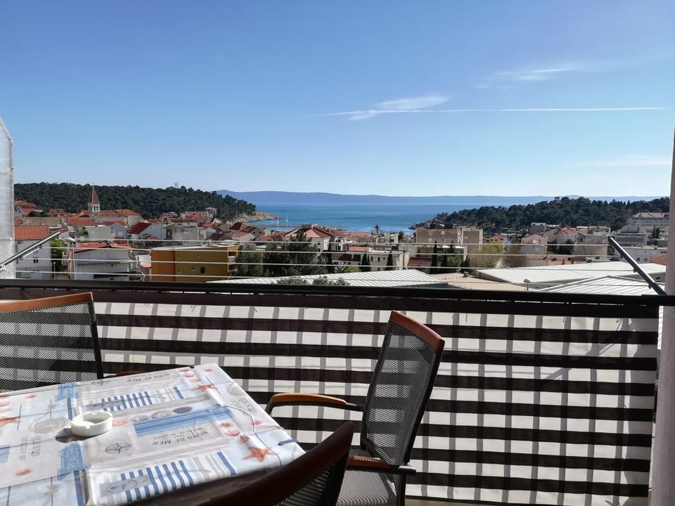 Balcony/Terrace, Seating area, City view, Sea view