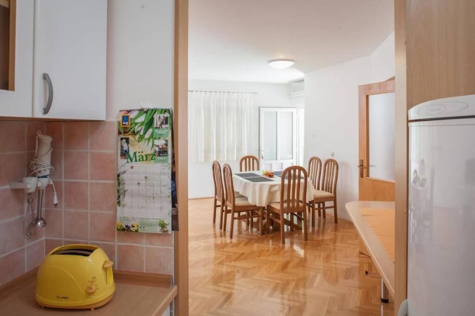Apartment Matilda Apartment in Makarska