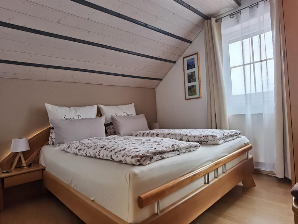 Bed, Bedroom, wardrobe