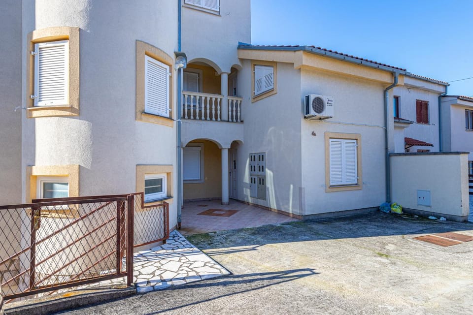 Apartman Dadi Apartment in Primorje-Gorski Kotar County