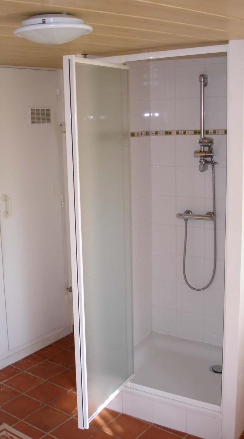 L OUSTALOU MAISON D HOTES DE CHARME EN AUVERGNE PISCINE PRIVEE CHAUFFéE House in Auvergne-Rhône-Alpes