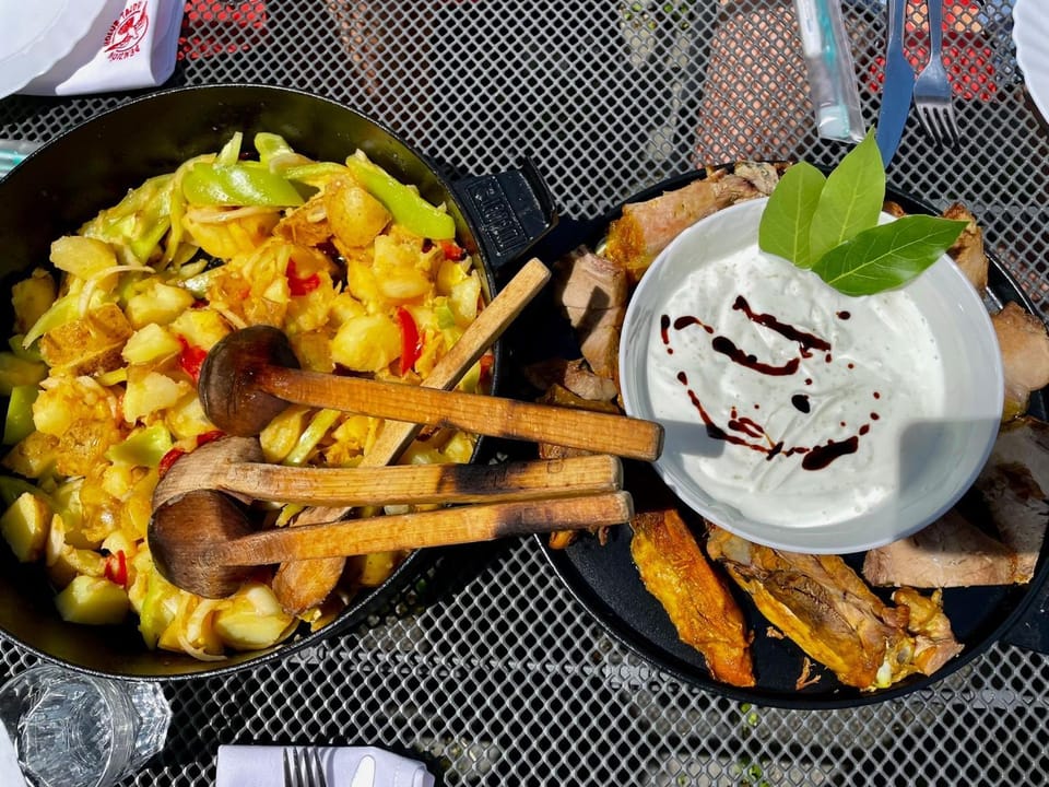 Restaurant/places to eat, Food and drinks
