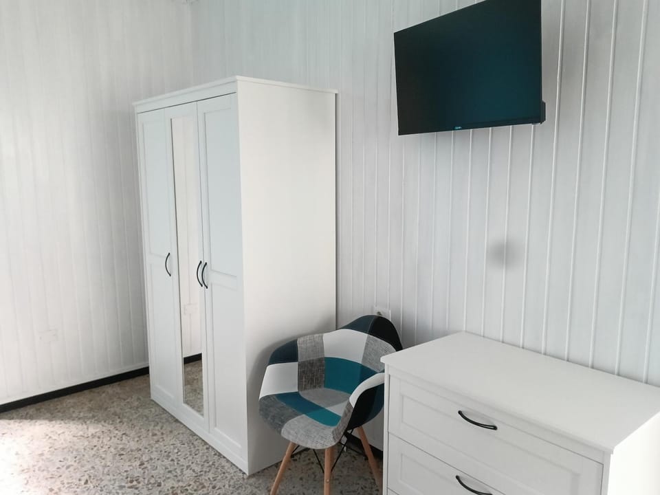 TV and multimedia, wardrobe