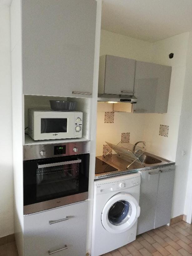 Studio , proche plages,classé 2 étoiles Apartment in Balaruc-les-Bains