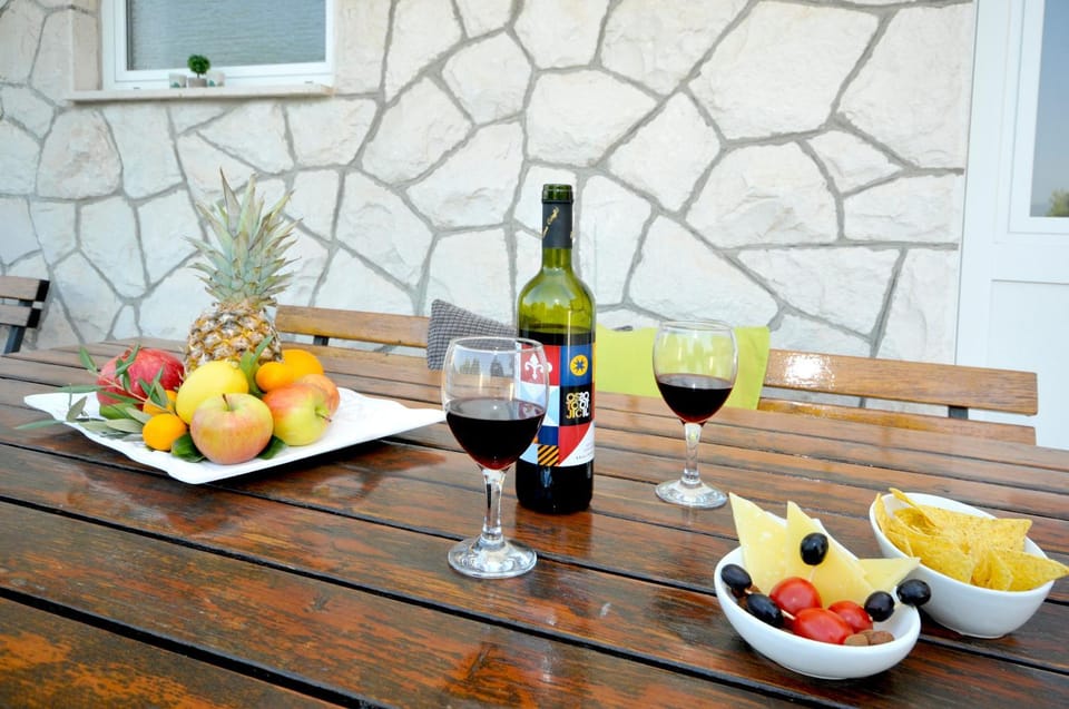 Food and drinks
