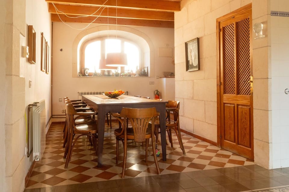 Lujosa casa mallorquina restaurada "Es carrero" House in Migjorn