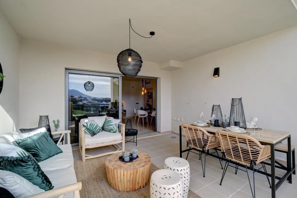 Balcony/Terrace, Balcony/Terrace