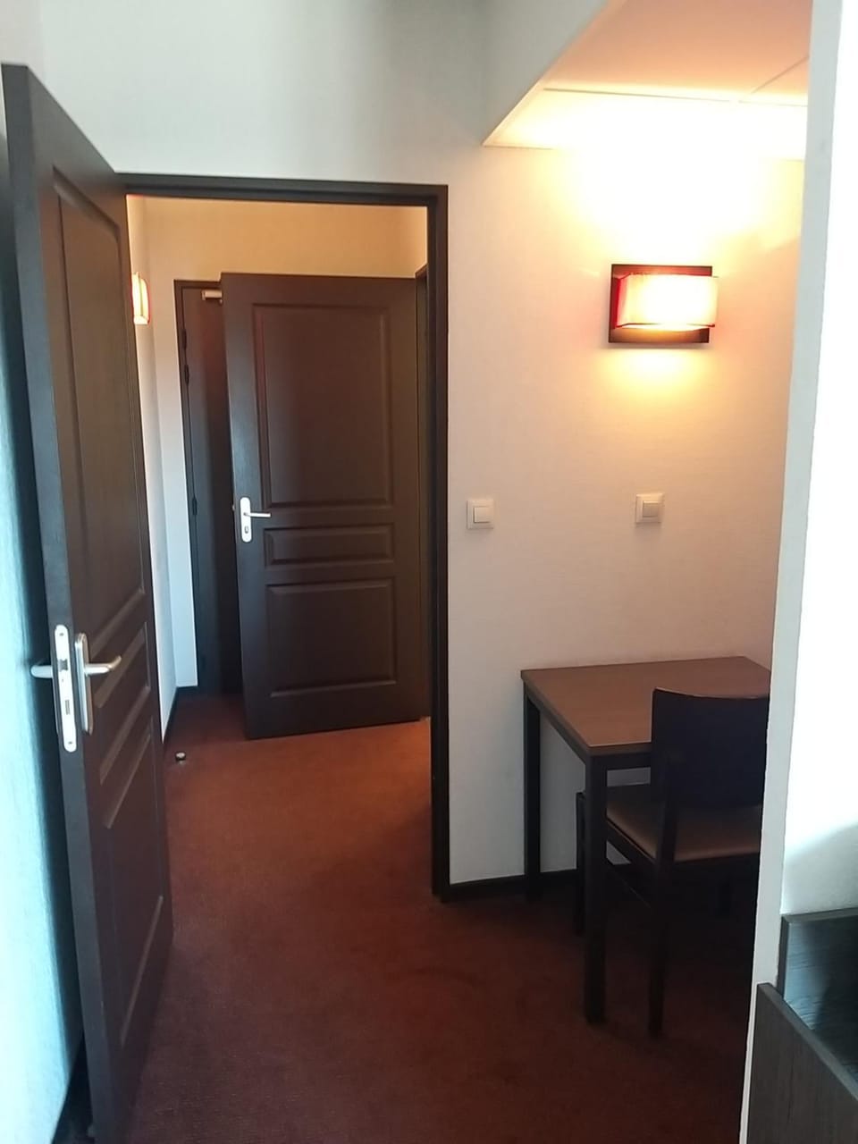 Studio privatif dans Hôtel Résidence Nimes Gare Apartment in Nimes