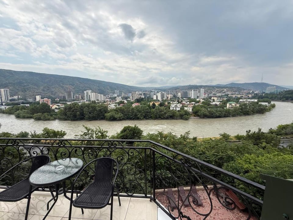 Pool view, River view