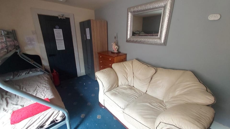 Phoenix Nights Guest House Vacation rental in Barrow-in-Furness