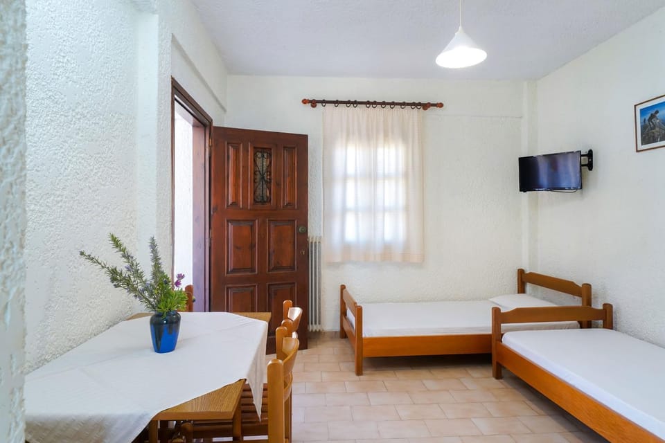 Living room, Photo of the whole room