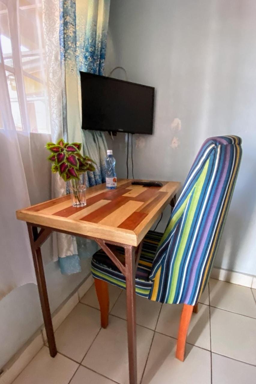 TV and multimedia, Dining area